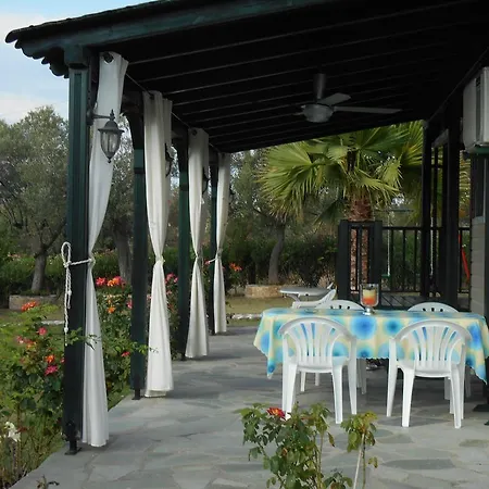 بيت للعطل Heliactida House *